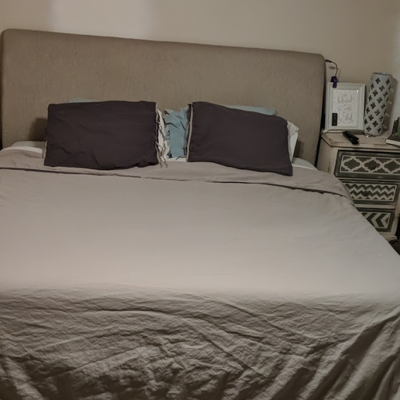 West Elm Duvet Cover in Cream and Gray